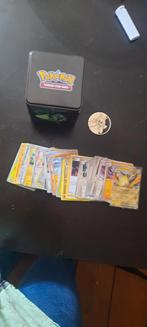 Blik met pokemon kaarten, Ophalen of Verzenden, Zo goed als nieuw, Meerdere kaarten