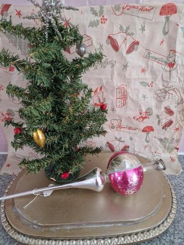 Oude Kerstpiek Glas beschikbaar voor biedingen