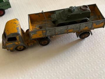 Dinky Toys Auto met Aanhanger Vintage beschikbaar voor biedingen
