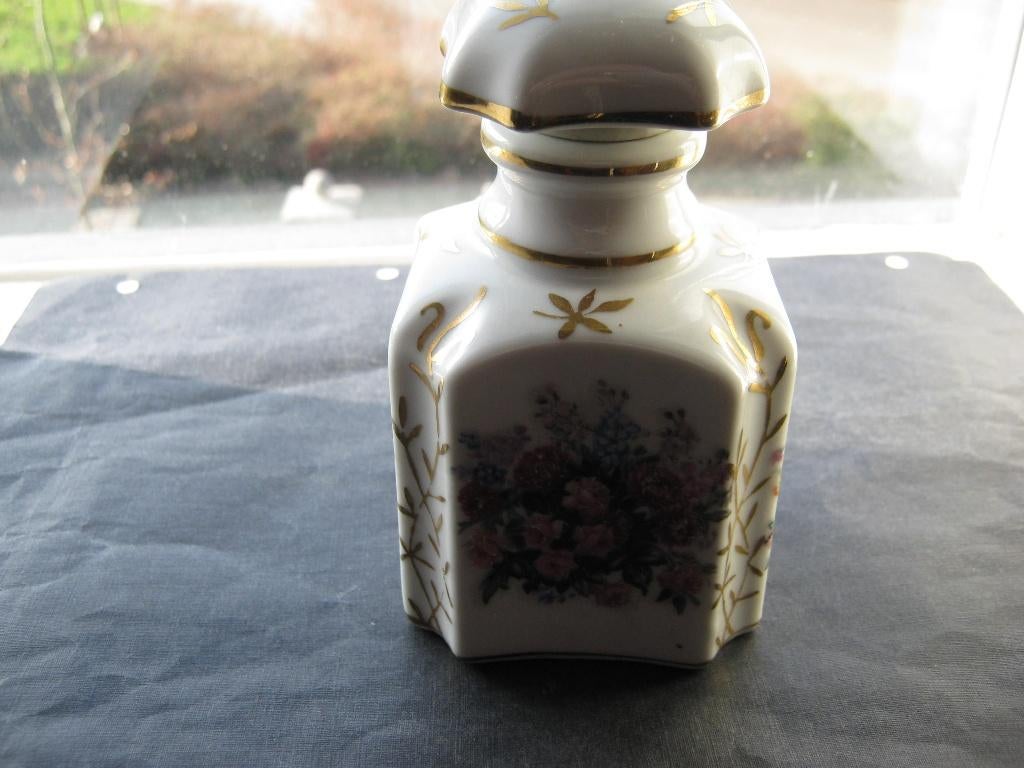 Antiek Porseleinen Theebus, Verzenden