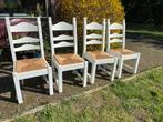 4 houten stoelen, Riet of Rotan, Gebruikt, Ophalen of Verzenden, Wit
