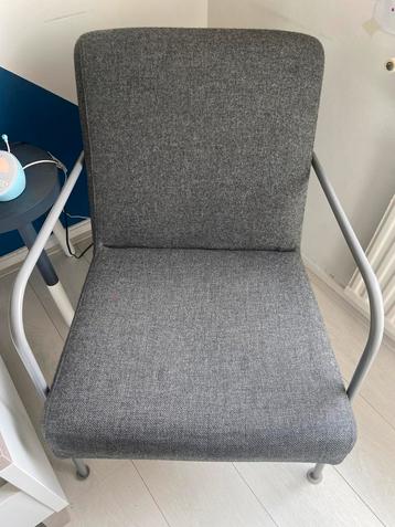 Grijze fauteuil / stoel 