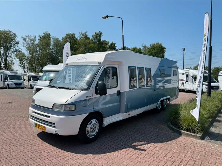 Te koop, Hobby Extreme 700 camper april 2000, Caravans en Kamperen, Campers, Particulier, tot en met 4, Half-integraal, Hobby