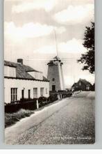 Den Bommel Molendijk met Molen De Bommelaer