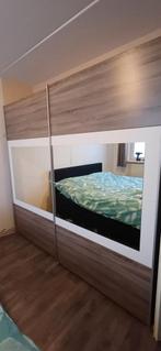 Grote kledingkast met schuifdeuren, Huis en Inrichting, Kasten | Kledingkasten, Met deur(en), Gebruikt, 200 cm of meer, 200 cm of meer