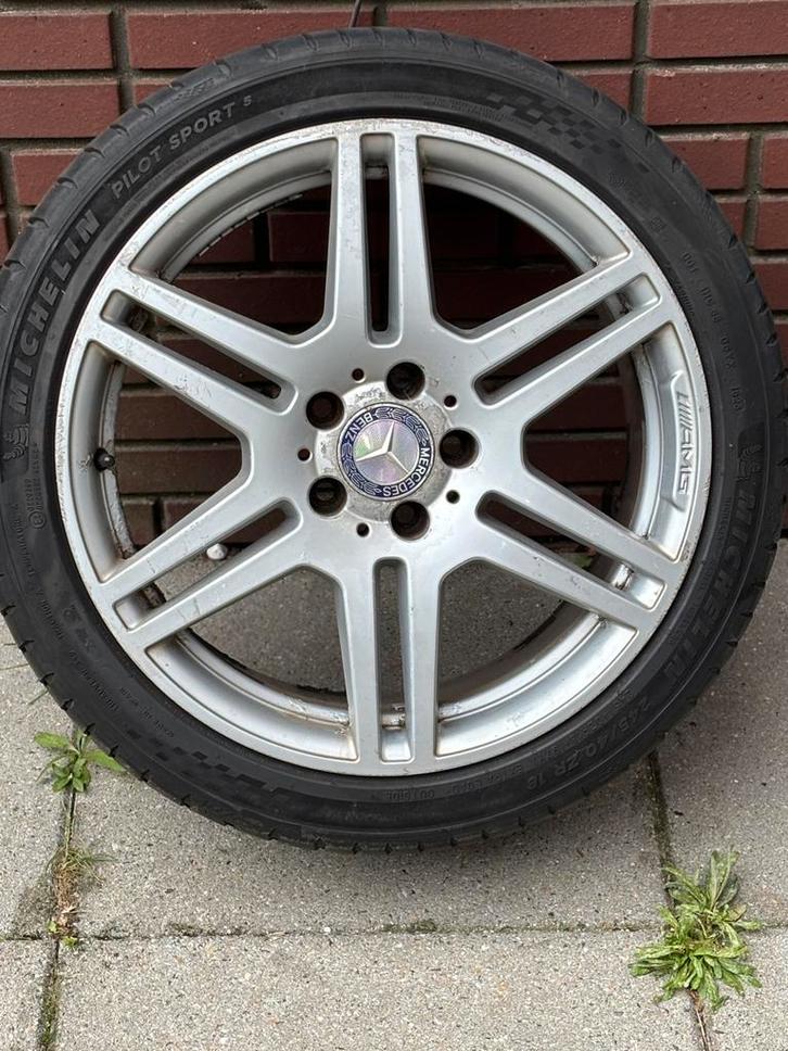 Originele Mercedes AMG velgen 18 inch – set van 4, Auto-onderdelen, Banden en Velgen, Velg(en), Zomerbanden, 18 inch, 245 mm, Gebruikt