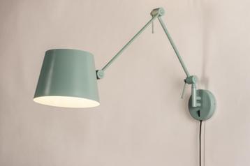 verstelbare wandlamp groen of beige bank tafel hoekbank lamp beschikbaar voor biedingen
