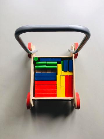 Houten blokken / duwkar  beschikbaar voor biedingen