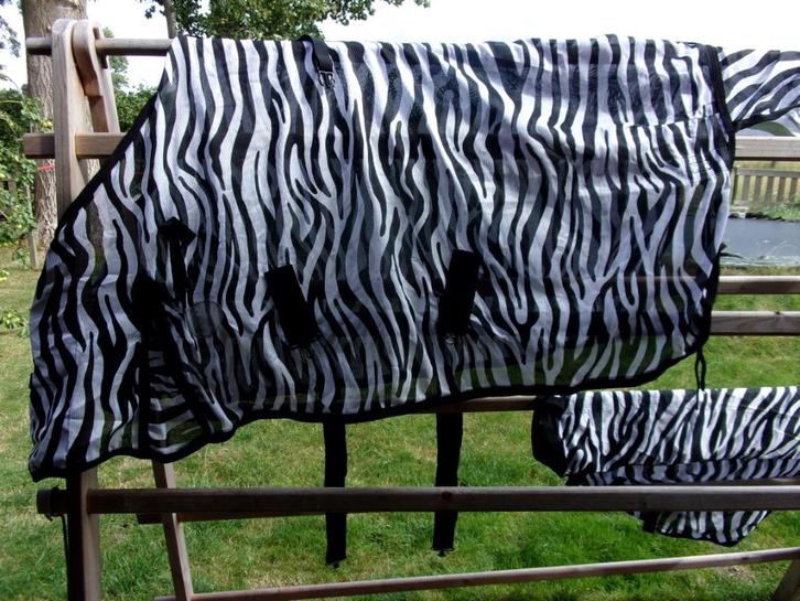 zebradeken zebra vliegendeken losse hals 95-145 pony, Dieren en Toebehoren, Paarden en Pony's | Dekens en Dekjes, Nieuw, Deken