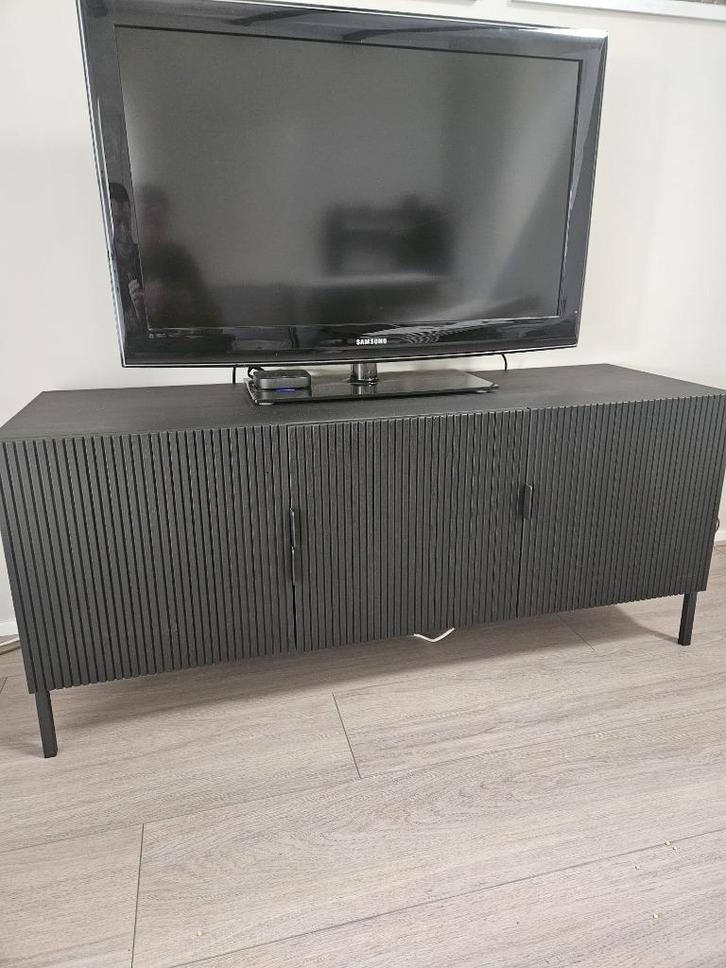 Tv-meubel 200,- euro, Huis en Inrichting, Kasten | Dressoirs, Gebruikt, 150 tot 200 cm, 25 tot 50 cm, Ophalen