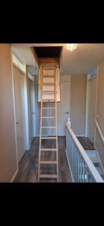 Vlizo trap - zo goed als nieuw! 2x., Doe-het-zelf en Verbouw, Ladders en Trappen, Ophalen, Zo goed als nieuw, 2 tot 4 meter