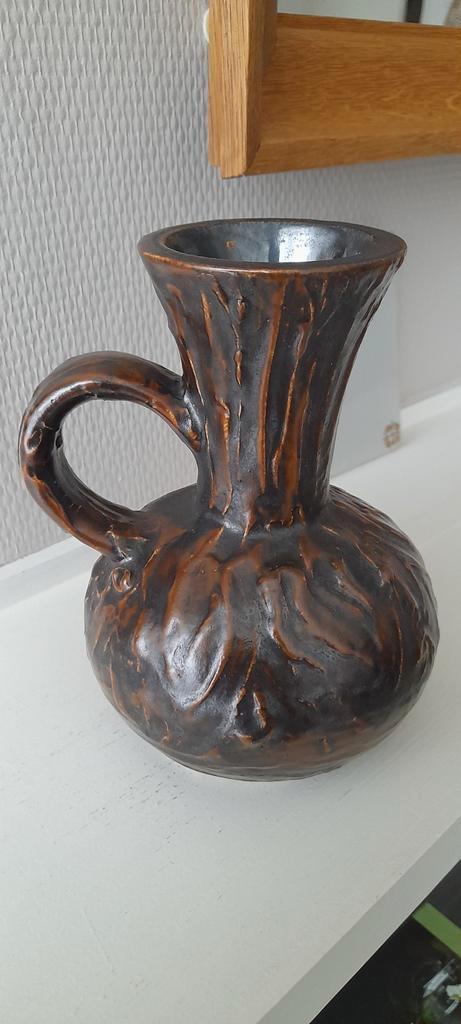 Vintage Duits lava aardewerk RERA vaasje met oor, Antiek en Kunst, Antiek | Vazen, Ophalen of Verzenden