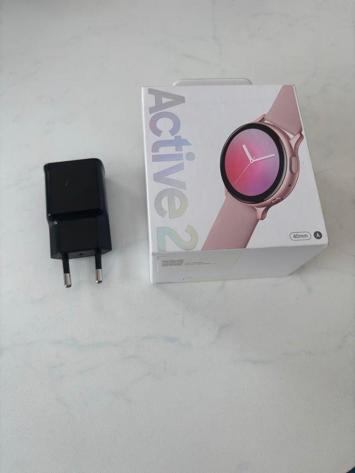 Samsung Galaxy Watch Active 2 40mm - Topconditie!, Sieraden, Tassen en Uiterlijk, Smartwatches, Zo goed als nieuw, Android, Roze