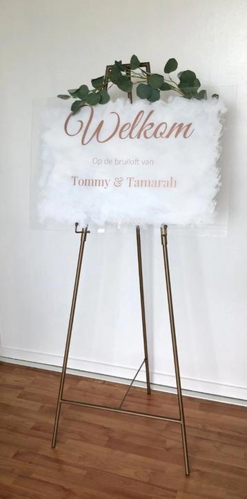 Gouden Schildersezel TE HUUR  beschikbaar voor biedingen