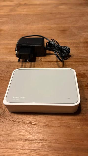 TP-Link TL-SF1005D 100mbit fast ethernet switch beschikbaar voor biedingen