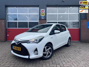 Toyota Yaris 1.5 Hybrid Aspiration, Navi, Climate, Cruise, C beschikbaar voor biedingen