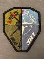 Embleem RNLAF 301 SQN Nato, Verzamelen, Verzenden, Luchtmacht, Nederland, Embleem of Badge