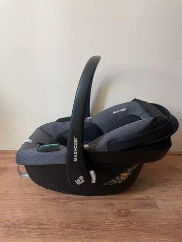 Maxi cosi cabriofix s i-size. Nieuw beschikbaar voor biedingen