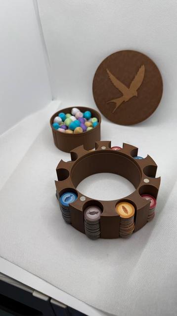 Ronde wingspan voedselopberger met los bakje beschikbaar voor biedingen