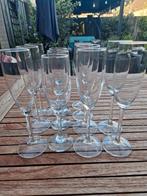 12 champagneglazen, Ophalen of Verzenden, Zo goed als nieuw, Overige typen