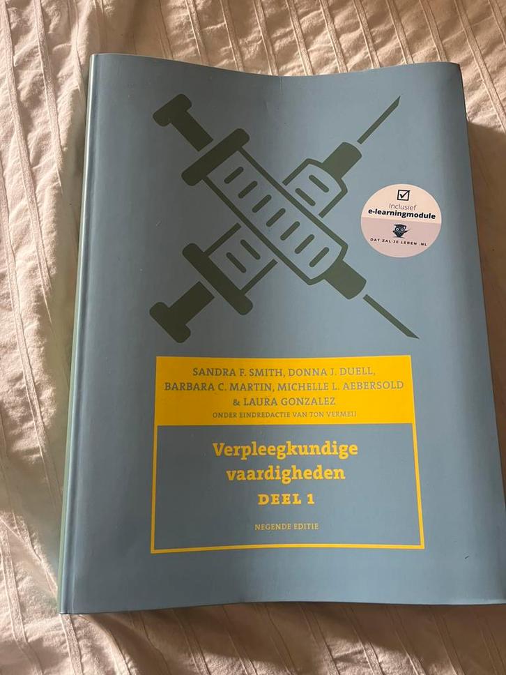 Verpleegkundige vaardigheden, deel 1, 9e editie met datzalje, Boeken, Schoolboeken, Zo goed als nieuw, Nederlands, Overige niveaus