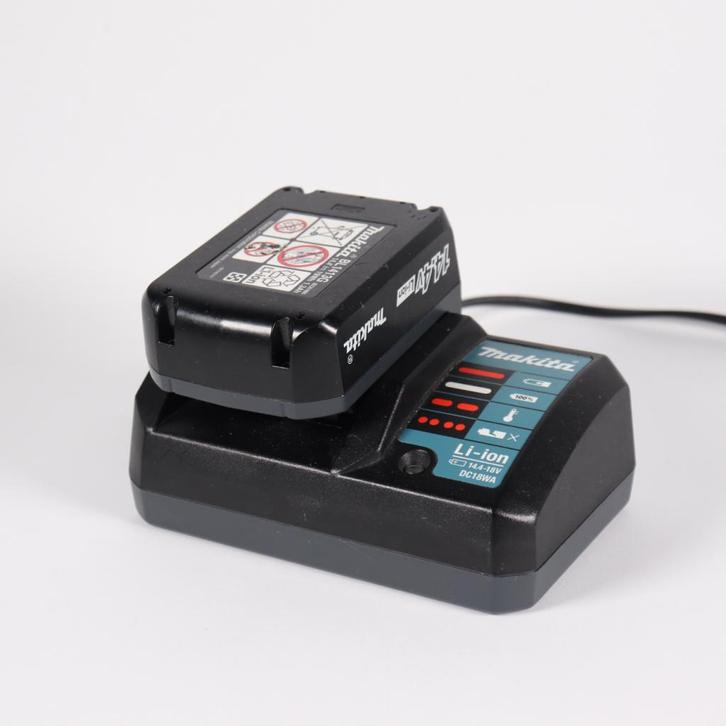 Makita DC18WA + 14.4V 1.3Ah Accu - Incl. Garantie (B), Doe-het-zelf en Verbouw, Gereedschap | Boormachines, Gebruikt