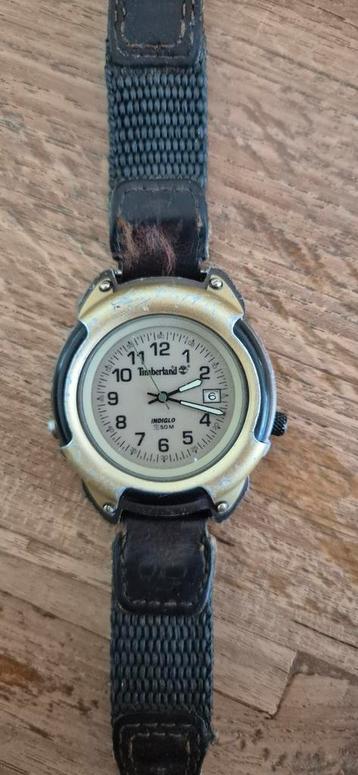 vintage herenhorloge Timberland met datumvenster in wijzerpl beschikbaar voor biedingen