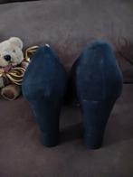 Zwart suede dames schoen stevige en hoge hak, Kleding | Dames, Schoenen, Zwart, Dansschoenen, Ophalen of Verzenden, Gedragen