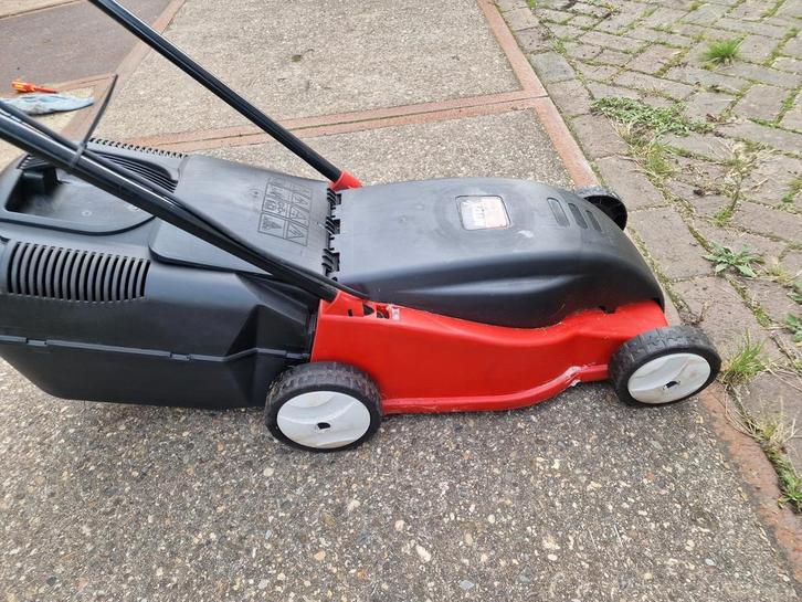 Elektrische Grasmaaier - Goed Onderhouden!, Tuin en Terras, Grasmaaiers, Gebruikt, Elektrische grasmaaier, 30 t/m 39 cm, Cirkelmaaier