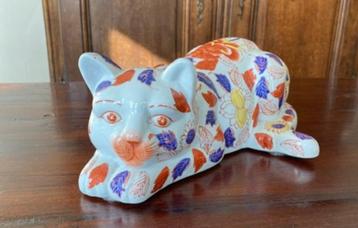 Antiek aardewerk beeld van een kat / poes. beschikbaar voor biedingen