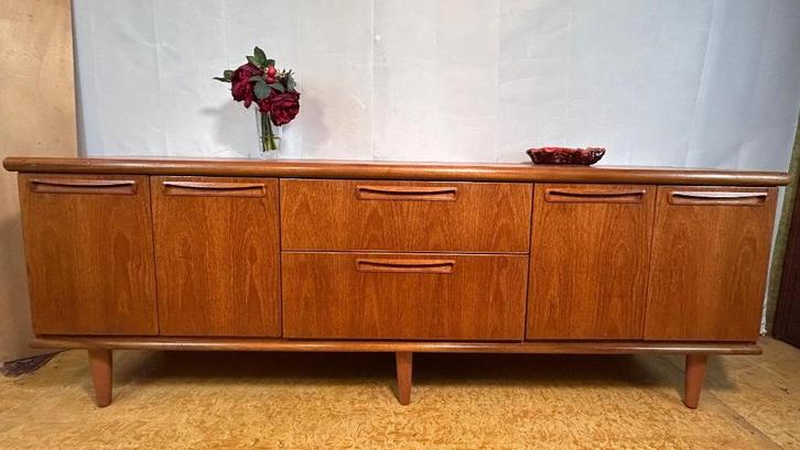 Gratis bezorging!Midcentury vintage teak dressoir Meredew 60, Huis en Inrichting, Kasten | Dressoirs, Gebruikt, 200 cm of meer