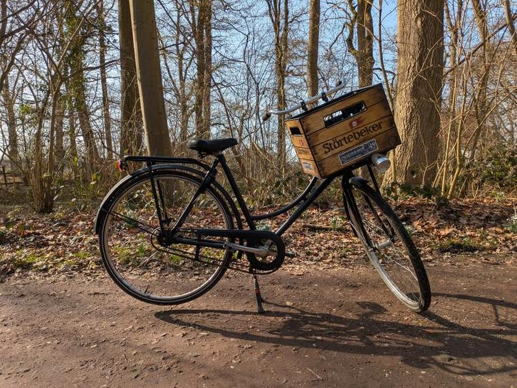 Stoere omafiets met krat, Fietsen en Brommers, Fietsen | Dames | Omafietsen, Gebruikt, Ophalen