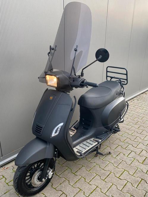 La Souris Sourini RS 2021, Fietsen en Brommers, Snorfietsen en Snorscooters, Zo goed als nieuw, Overige merken, Benzine, Ophalen