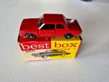 Bestbox 2511 Ford Taunus 17M met doosje beschikbaar voor biedingen