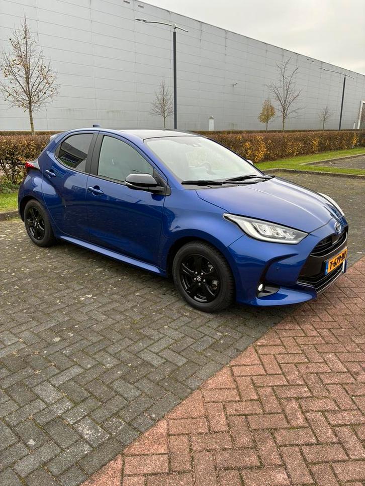 Toyota Yaris 1.5 Hybrid Executive pano.dak , trekhaak, JBL, Auto's, Toyota, Particulier, Yaris, Hybride Elektrisch/Benzine, Volledig hybride