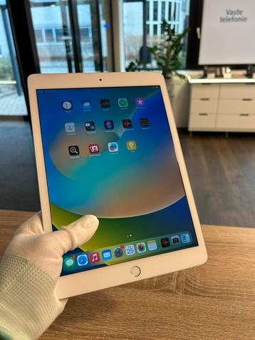 iPad 6e generatie 32gb - zilver beschikbaar voor biedingen