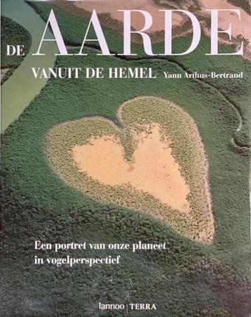 De aarde vanuit de Hemel. Arthus Bertrand. Hardcover. beschikbaar voor biedingen