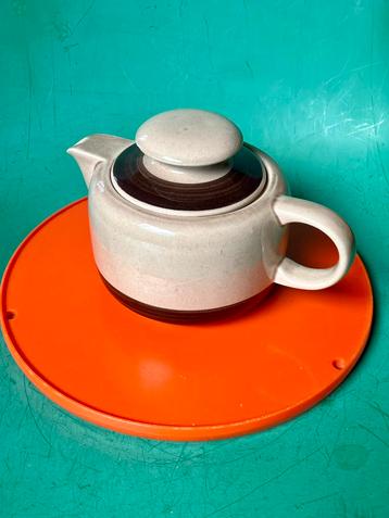 Vintage theepot beige bruin keramiek glazuur jaren 60 DDR beschikbaar voor biedingen