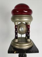 Unieke Vintage Tin Lamp met Klokmechanisme uit Italië, Huis en Inrichting, Lampen | Tafellampen, Ophalen, ., Antiek vintage uniek