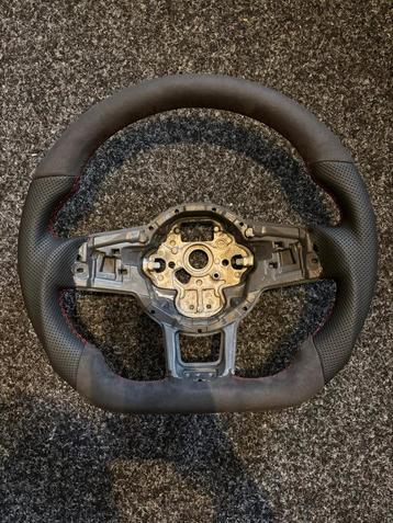 Golf 7 (GTI/GTE/GTD) / Polo stuurwiel  beschikbaar voor biedingen