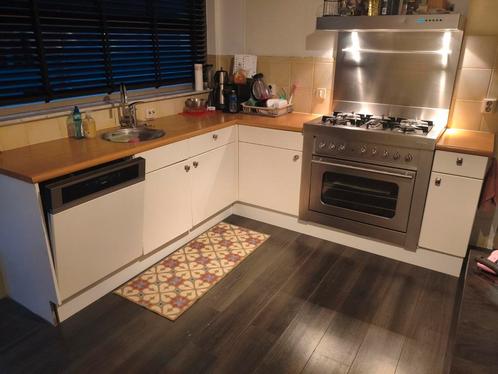 Bruynzeel Hoekkeuken 240X230cm, Huis en Inrichting, Keuken | Complete keukens, Gebruikt, Hoekkeuken, Wit, Ophalen