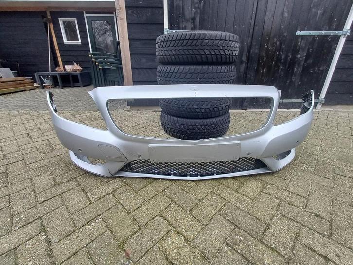 Mercedes-Benz B-Klasse Bumper Voorbumper 6x PDC A2468850525, Auto-onderdelen, Carrosserie en Plaatwerk, Bumper, Mercedes-Benz