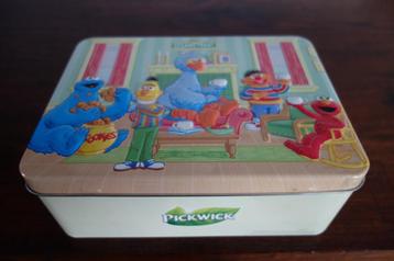 Blik Sesamstraat beschikbaar voor biedingen