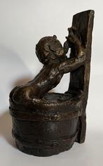 Bronzen beeld “In de tobbe” (1986) van Marcus Ravenswaaij., Antiek en Kunst, Verzenden
