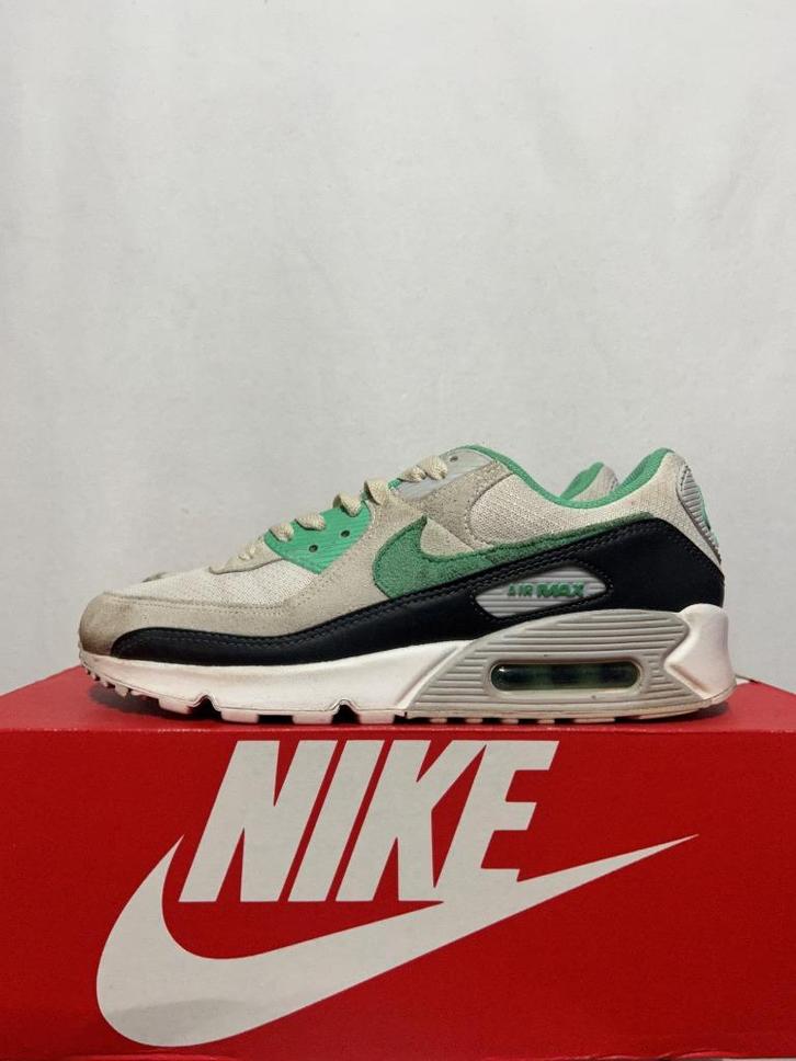 Maat 41 - Nike Air Max 90 White Spring Green, Kleding | Heren, Schoenen, Zo goed als nieuw, Sneakers of Gympen, Overige kleuren