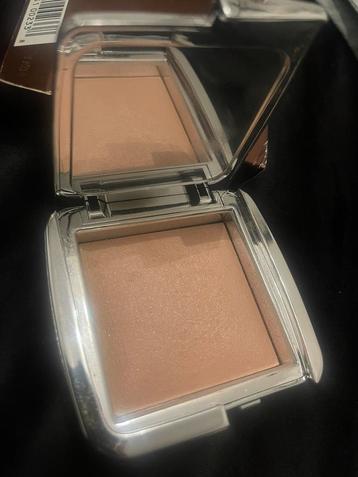 New Hourglass Ambient Strobe Lighting Powder  beschikbaar voor biedingen