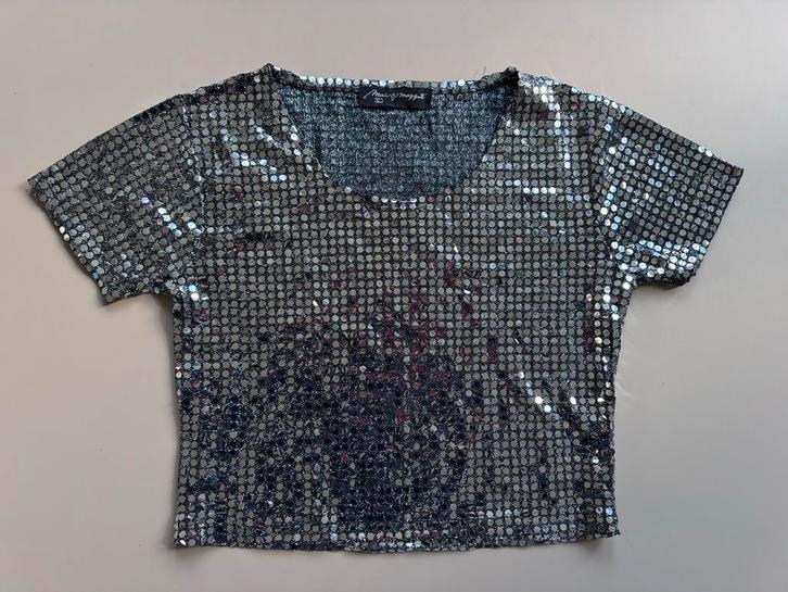 Mac & Maggie Zilver Disco Crop Top, Kleding | Dames, Tops, Zo goed als nieuw, Maat 38/40 (M), Grijs, Korte mouw, Ophalen of Verzenden