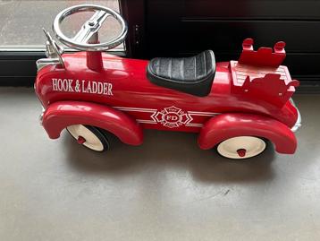 Brandweer loopwagen beschikbaar voor biedingen