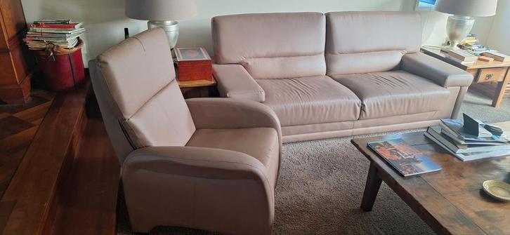 Gratis 3-zits bank & stoel een matching set - Ophalen, Huis en Inrichting, Banken | Bankstellen, Gebruikt, Rechte bank, Tweepersoons