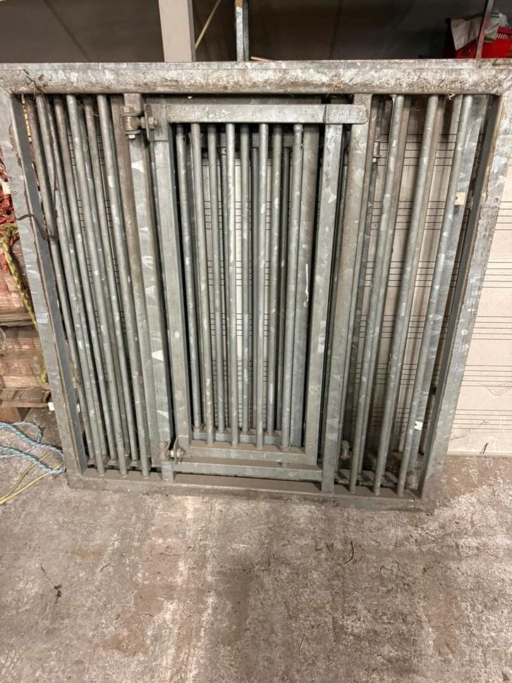 Te koop: Buitenluiken voor paardenstal, Dieren en Toebehoren, Paarden en Pony's | Overige Paardenspullen, Nieuw, Overige soorten